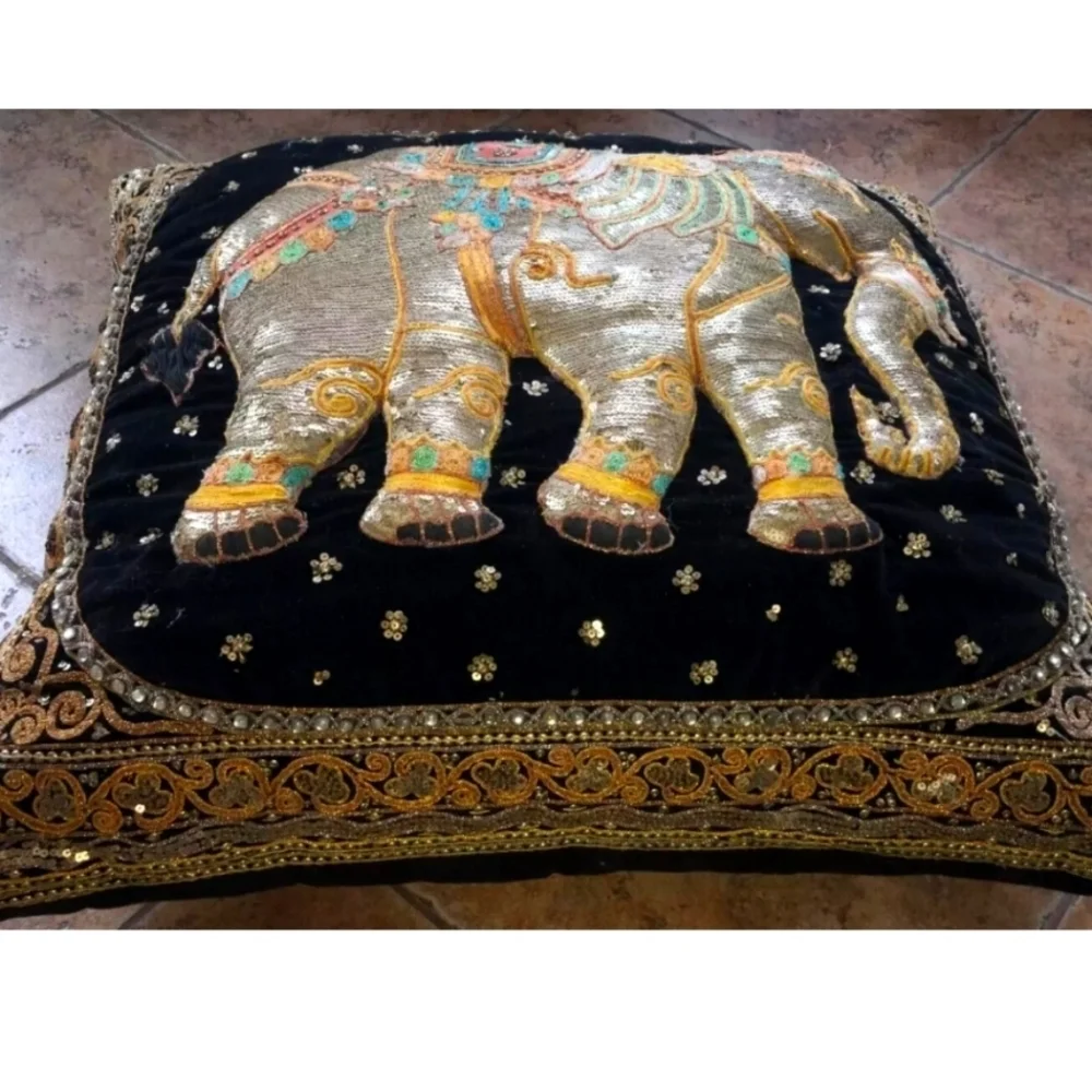 N/A burmese art